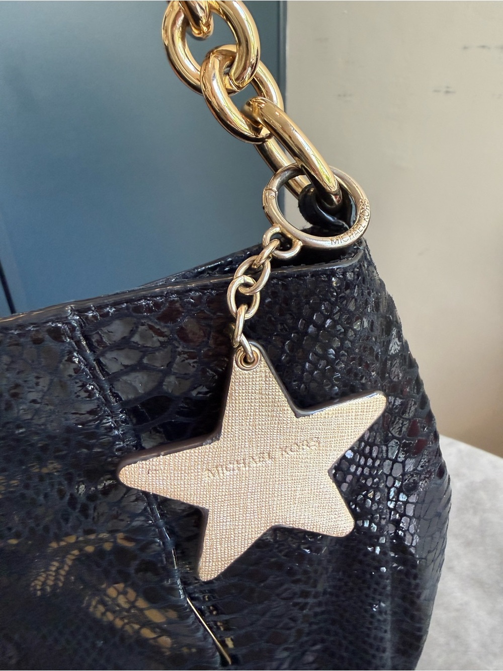 Michael Kors Black Snakeskin-Effect Shoulder Bag with Gold Hardware - Picture 4 of 7